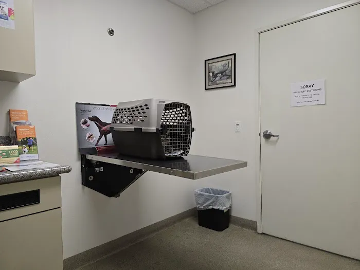Winnetka Animal Clinic 4