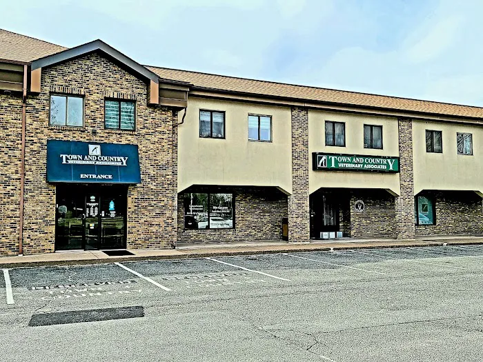 Town & Country Veterinary Associates 4