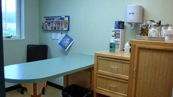 VCA New London Animal Hospital 10