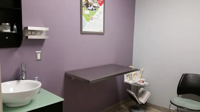 Canyon Country Animal Hospital 10