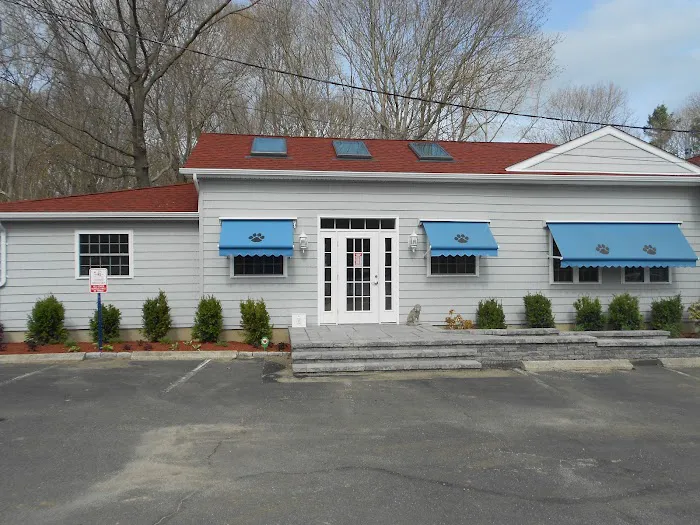Noank-Mystic Veterinary Hospital 4