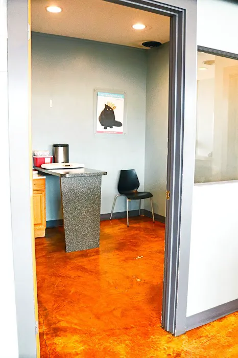 PetWellClinic - West Knoxville 5