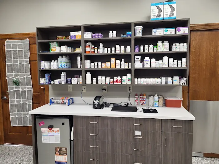 All Seasons Veterinary Care 8