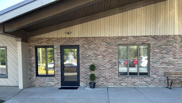 Salem Veterinary Clinic 2