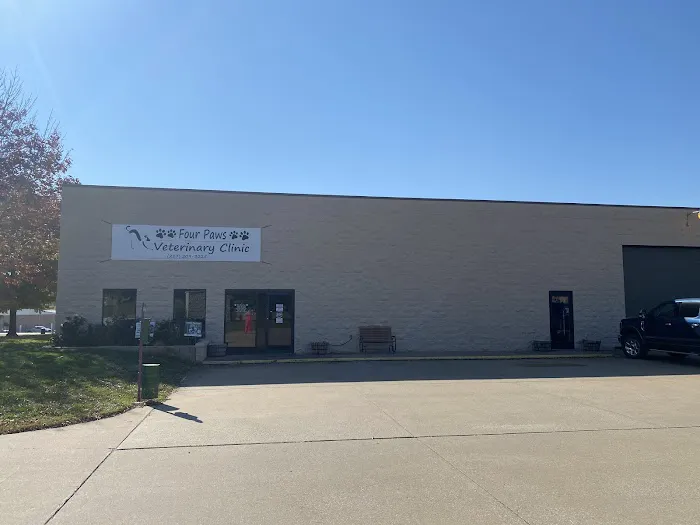 Four Paws Veterinary Clinic 7