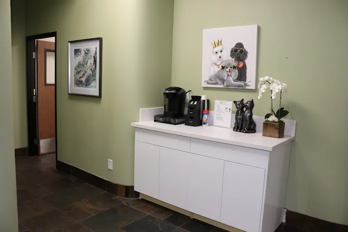 Grand Canyon Veterinary Hospital 6