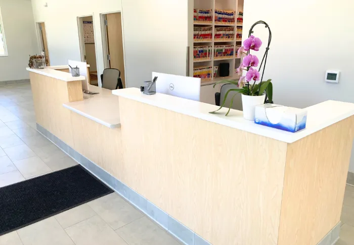 Beaverdale Veterinary Clinic / Riordan Pet Hospital 5