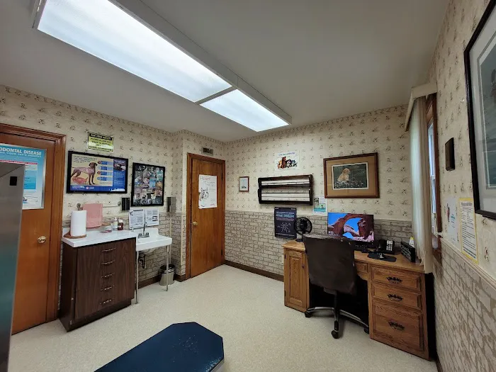 Tyler Animal Clinic 4