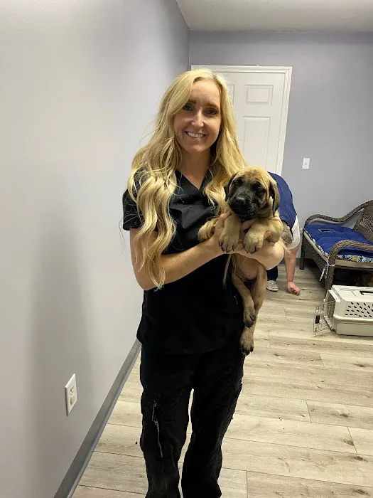 Lindquist Veterinary Care Center 2