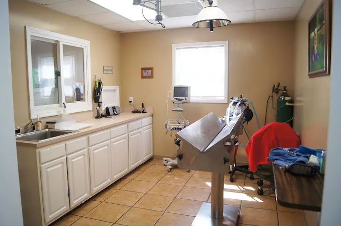 Flanary Veterinary Clinic 2