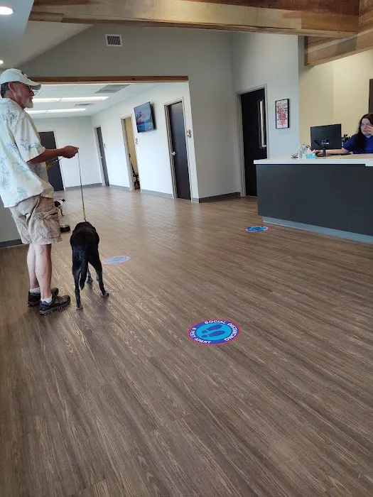 Mayfield Veterinary Clinic, PSC 10