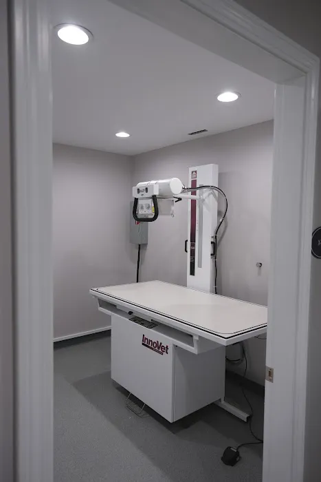Peake Brook Veterinary Center 2