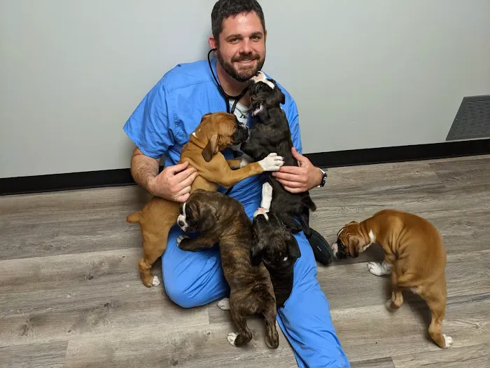 Fairfield Glade Veterinary Hospital 7