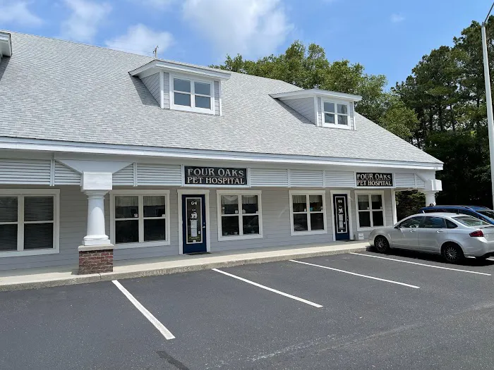 Four Oaks Pet Hospital 6