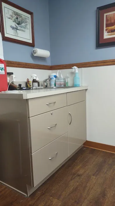 Caldwell Veterinary Clinic, David Caldwell, DVM & Dr. Jill Boucek (Caldwell) 7
