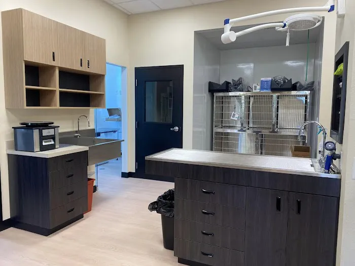 Northwest Arkansas Animal Urgent Care 6