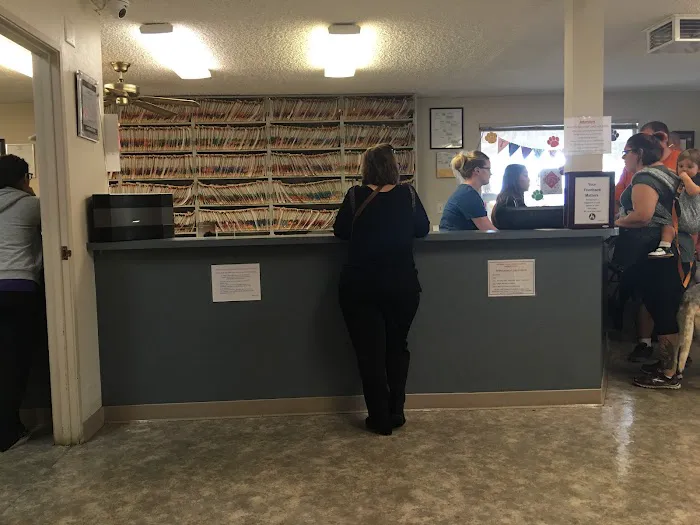Antelope Valley Animal Hospital 4