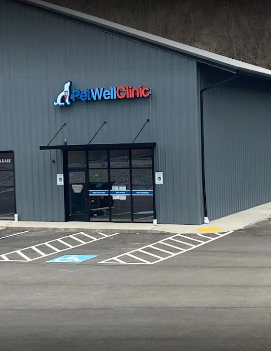 PetWellClinic - Robinson Township 10