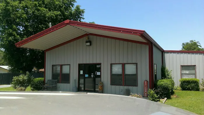 Locust Grove Animal Clinic 6