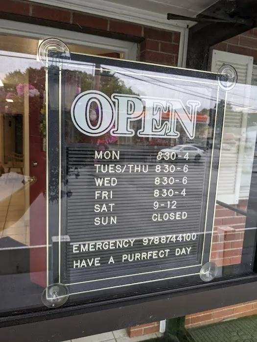 Clinton Veterinary Hospital 10