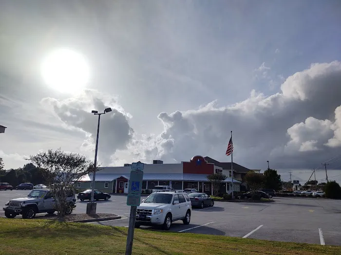 Mitchell Village Animal Hospital 7