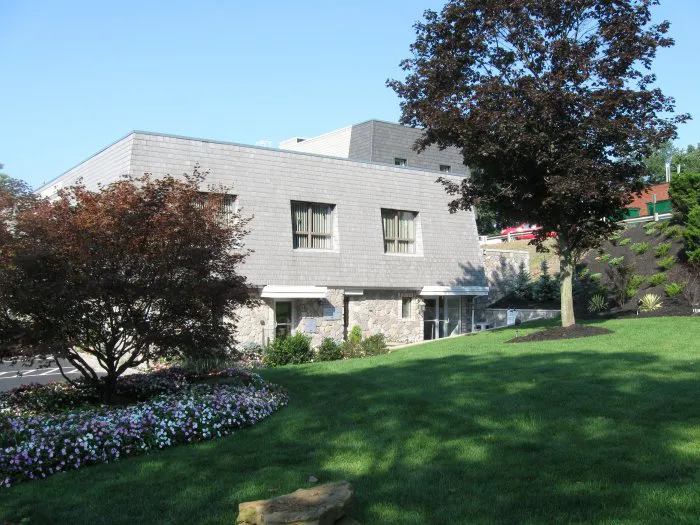 VCA Northview Animal Hospital Specialty Referral Center 6