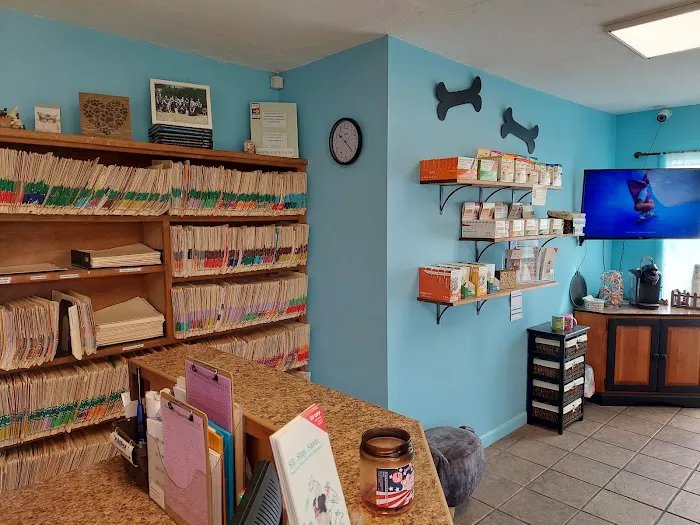 West Oaks Animal Hospital 8