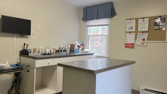 Family Friends Veterinary Hospital 5