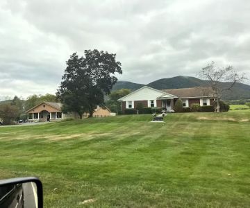 Greylock Animal Hospital Inc: Wolfgang Katie DVM