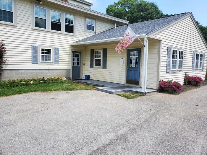 Town & Country Animal Hospital 8