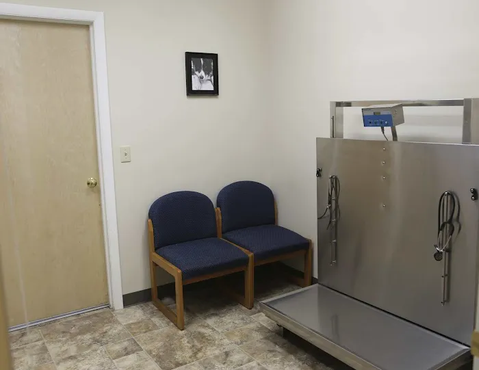 Pepperell Veterinary Hospital 10