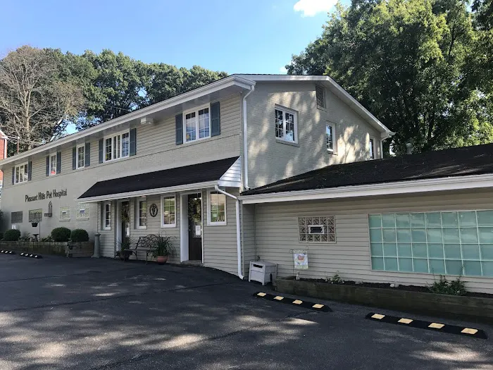 Pleasant Hills Pet Hospital 9