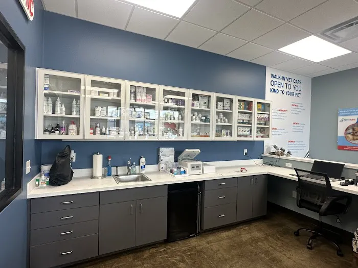 PetWellClinic - Pittsburgh Eastside 4