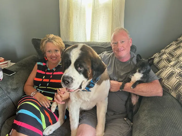 Glenwood Pet Hospital: Dr. P.J. Polumbo 1