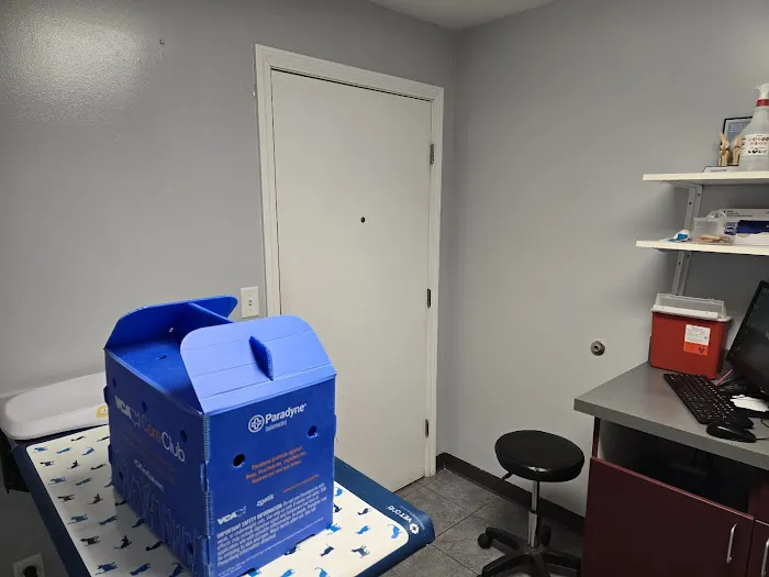 VCA Riverside Veterinary Hospital 9