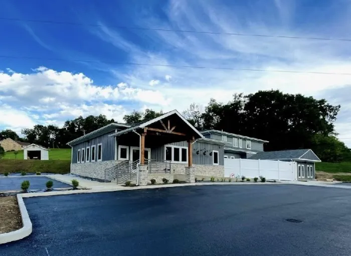 Barnes Lake Veterinary Center 9