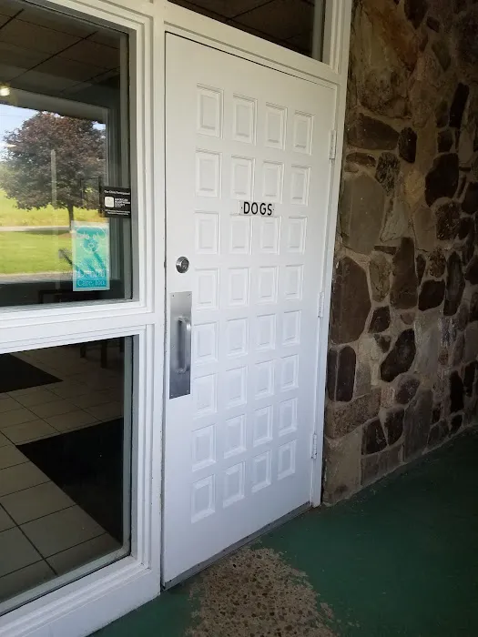 Moonbrook Veterinary Hospital 6