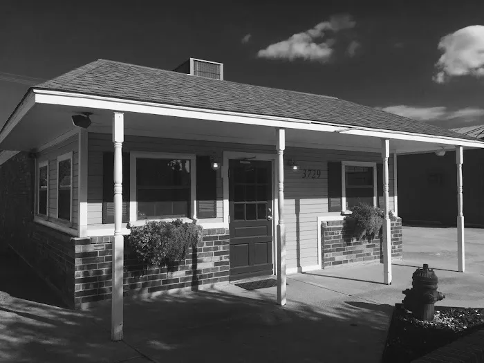 Harvard Avenue Veterinary Hospital 8