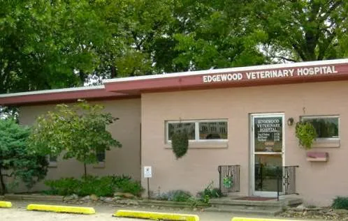 Edgewood Veterinary Hospital: Hans Gann, DVM & Brad Howard, DVM 1