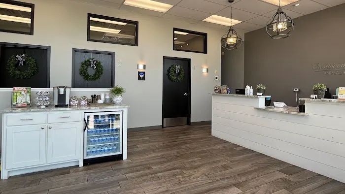 Crestwood Crossing Animal Hospital, LLC 5