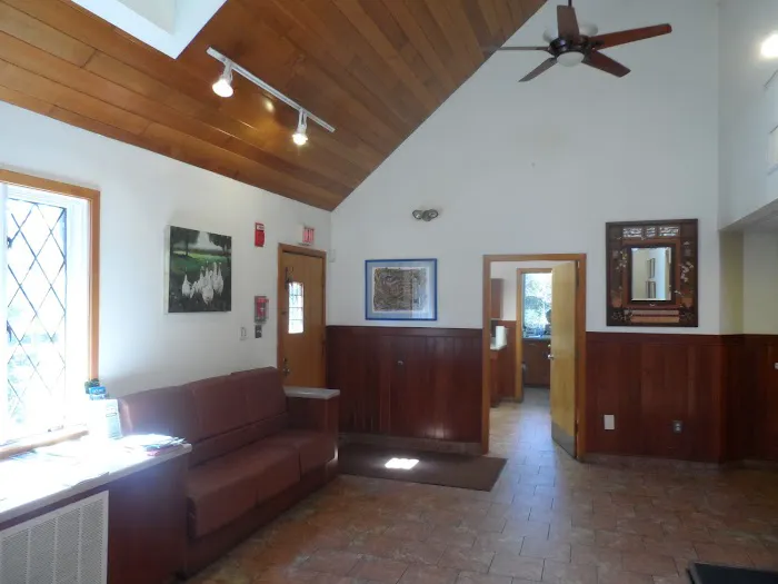 Woburn Animal Hospital 6