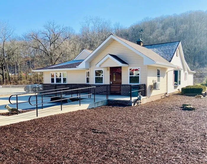 Pittsburgh East Animal Hospital 8