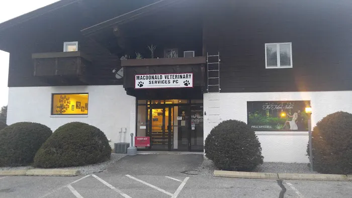 MacDonald Veterinary Service 4