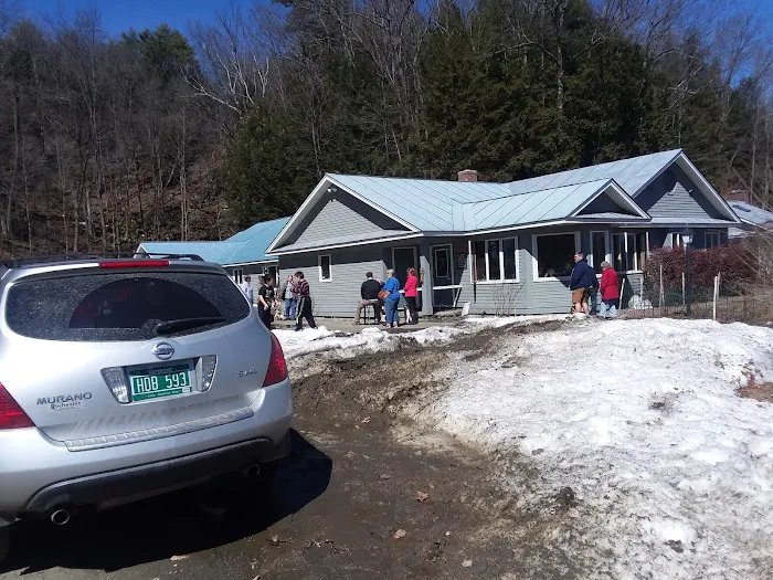 River Road Veterinary Clinic 10