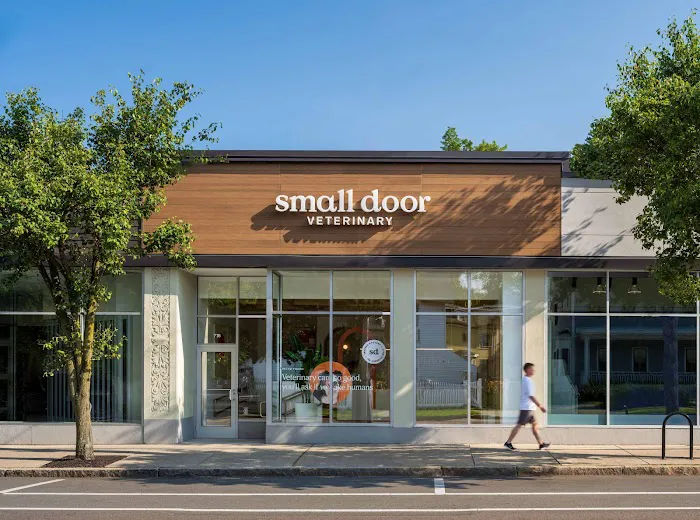 Small Door Veterinary - Newton Centre 8
