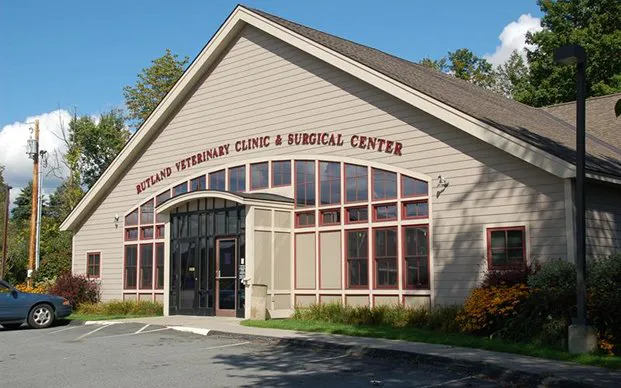 Rutland Veterinary Clinic & Surgical Center 2