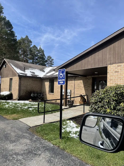 Glades Pike Veterinary Hospital 9