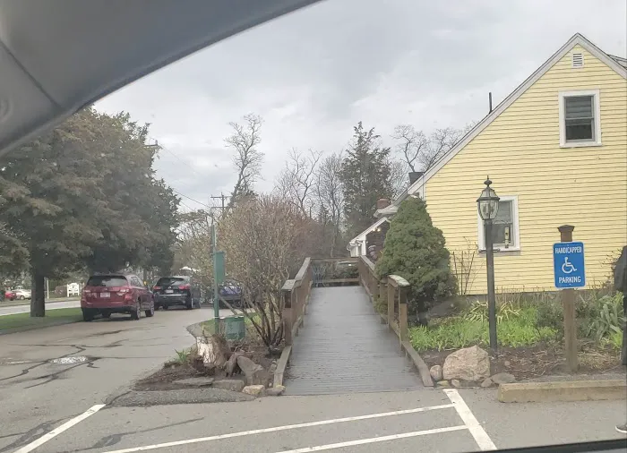 South River Veterinary Hospital & Service 4