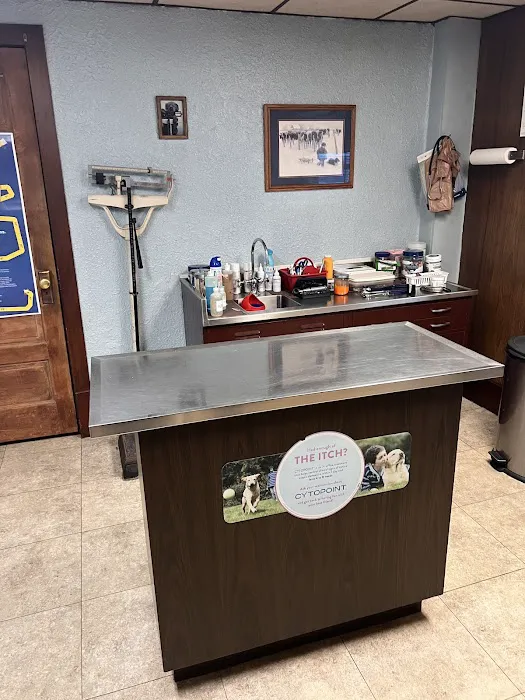 Country Roads Veterinary Services 5