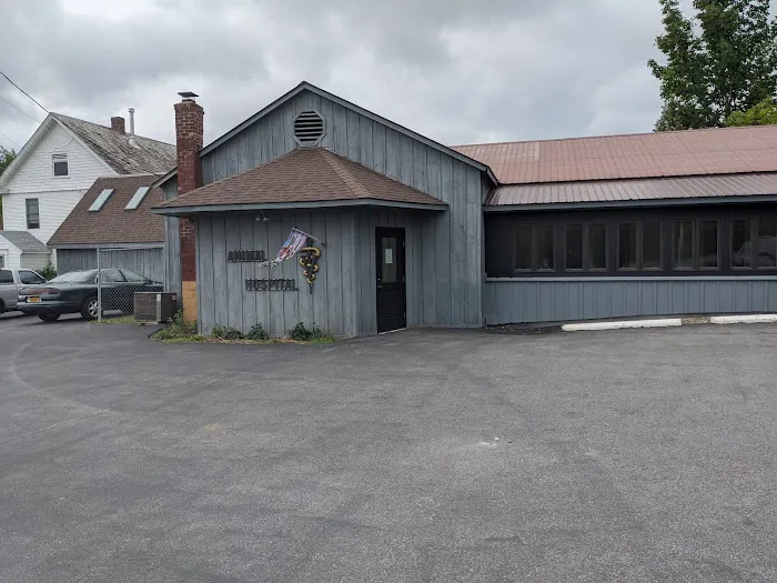 Ticonderoga Animal Hospital 7
